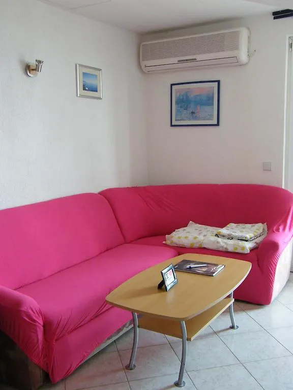 Apartment Aida Trogir